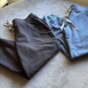 Figs Track Joggers in Black and Teal set of two